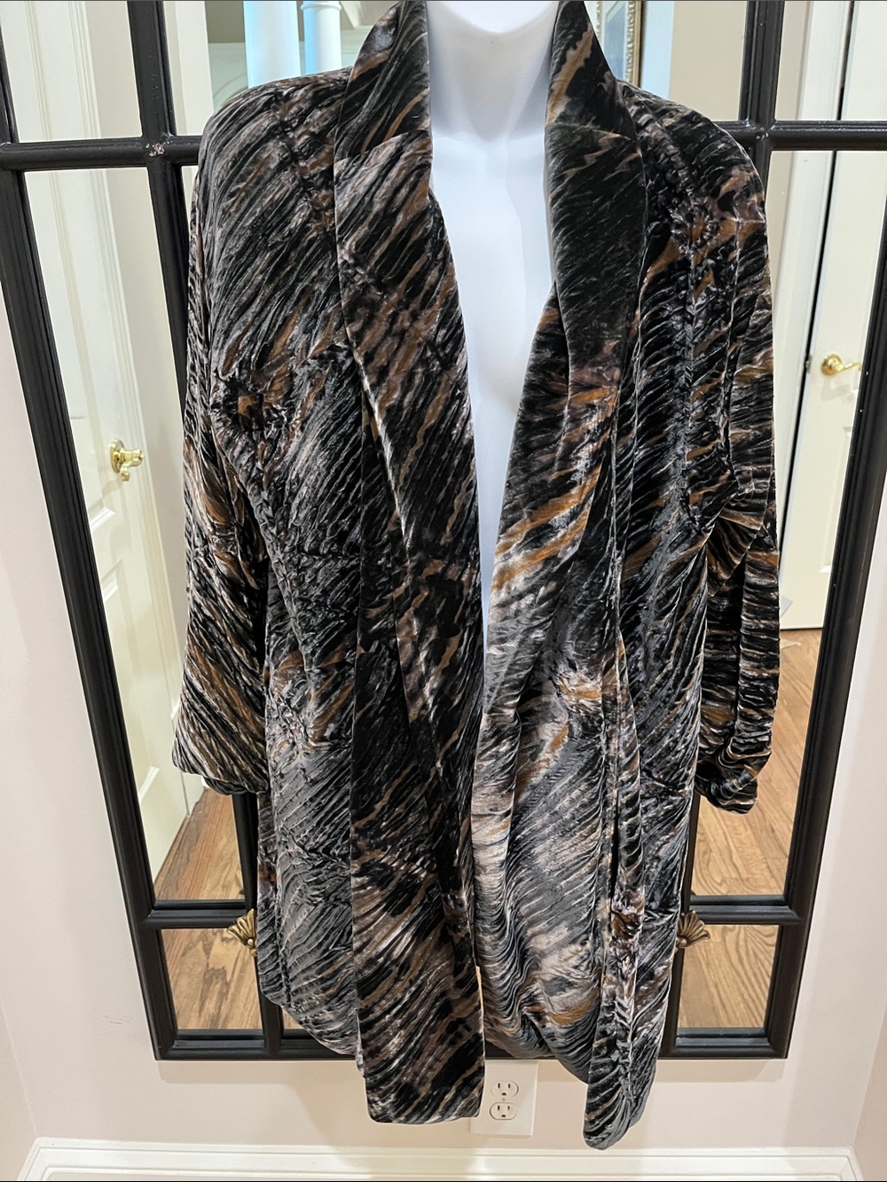 Crushed Velvet Silk Open-Front Robe in Black & Brown by Joan McGee